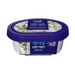 ציזיקי בתוספת מלפפונים שמיר ושום