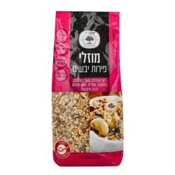מוזלי עם פירות